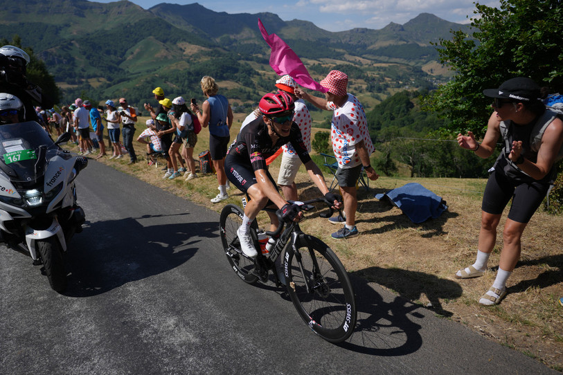 Yannis Voisard a bouclé son Tour de France après plus de 3'000 km parcourus. (Photo : AP/Thibault Camus)