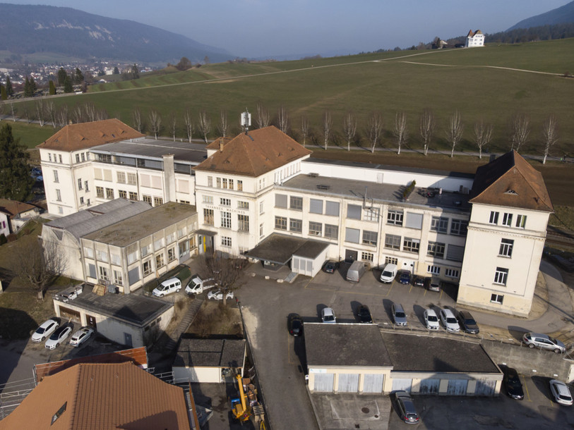 L'ancienne usine de Tavannes Machines doit accueillir des services de l'administration cantonale bernoise implantés auparavant à Moutier. (Archives Keystone/Anthony Anex)