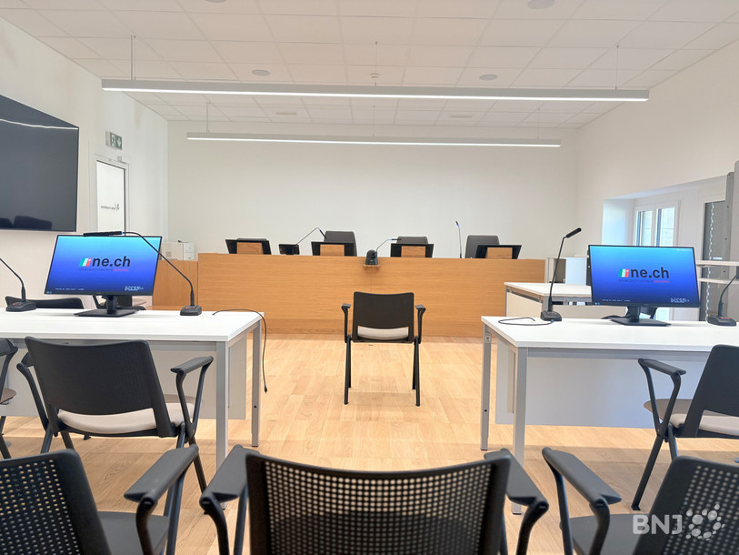 Une des cinq nouvelles salles d'audience du Tribunal régional des Montagnes et du Val-de-Ruz.