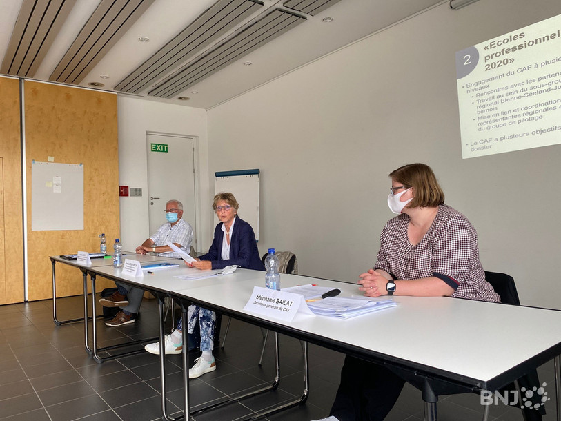 Le CAF a dû prendre en compte la crise sanitaire en 2020. Mais la pandémie ne l'a pas empêché de mener à bien ses projets. De gauche à droite : Jean-Pierre Dutoit, Pierrette Berger-Hirschi et Stéphanie Bailat.