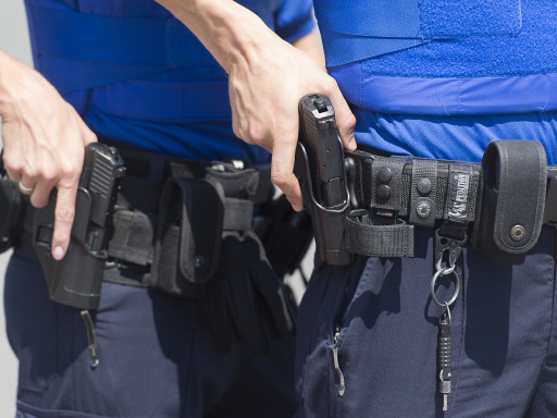 La police neuchâteloise collabore avec les autorités françaises en lien avec ce cambriolage (photo symbolique).
CREDIT: KEYSTONE/SANDRO CAMPARDO