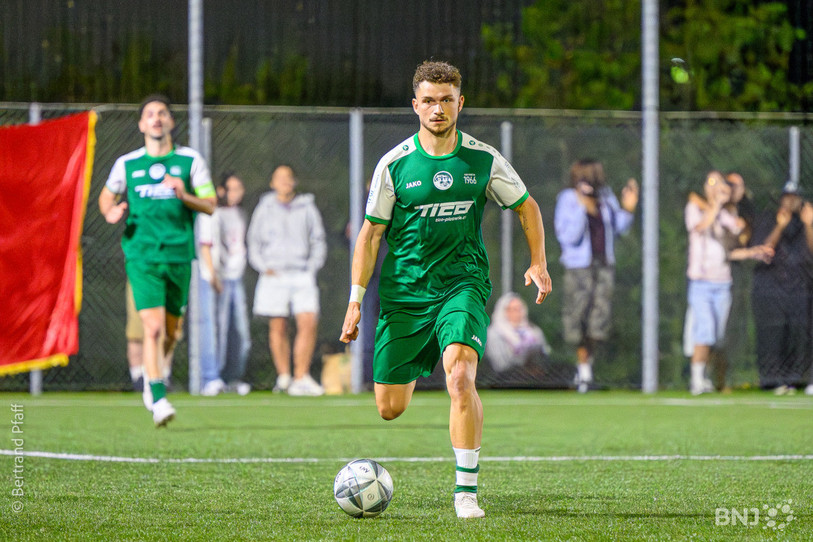Kevin Pianaro, capitaine du FC Bôle, et ses coéquipiers ont su tenir le score en fin de rencontre (photo d'archive : Bertrand Pfaff).