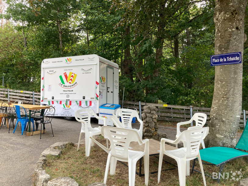 Le foodtruck « Le Britchon » a pris ses quartiers à Chaumont cet été.