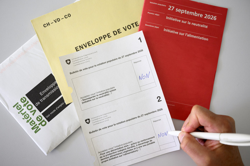   Le peuple suisse s’est prononcé sur deux initiatives fédérales ce dimanche. (Photo : KEYSTONE/Laurent Gillieron.)