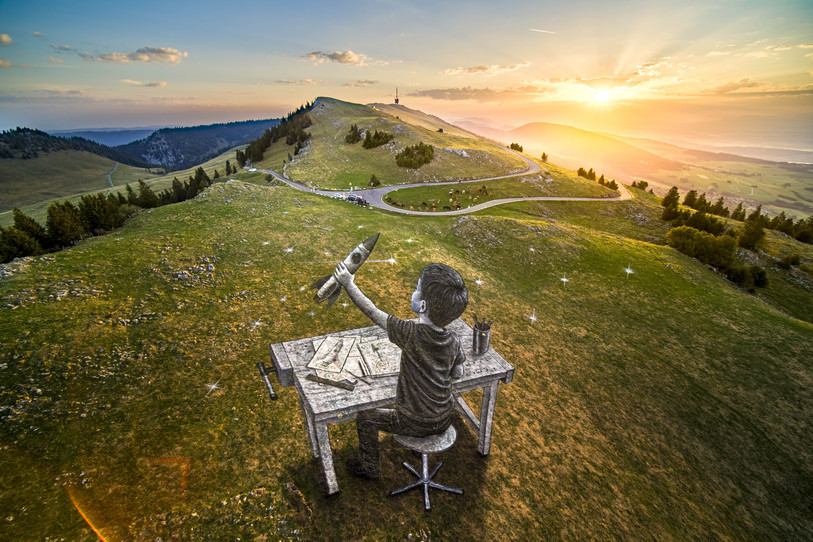  Une oeuvre monumentale de Saype au Chasseral pour rêver
