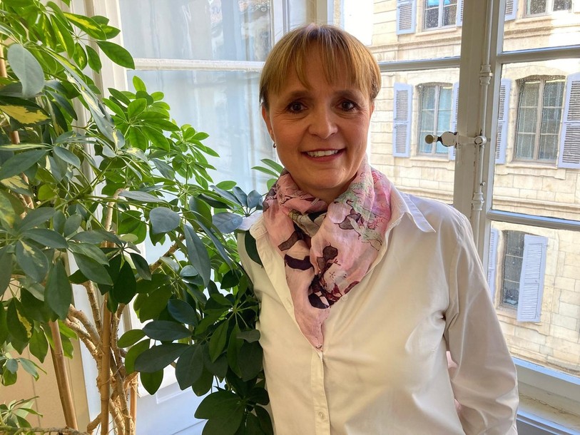 Violaine Blétry-de Montmollin démissionne de son poste au Conseil communal de la Ville de Neuchâtel.