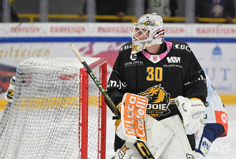 Le portier du HC Ajoie Antoine Keller quittera le Jura pour Genève la saison prochaine. (Photo : Georges Henz)