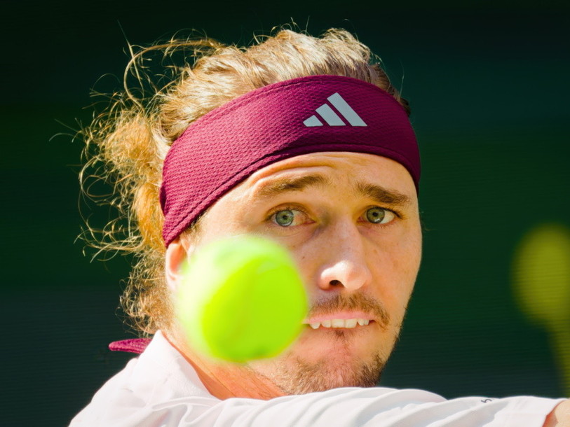 Photo: KEYSTONE/EPA/ALEX PLAVEVSKI