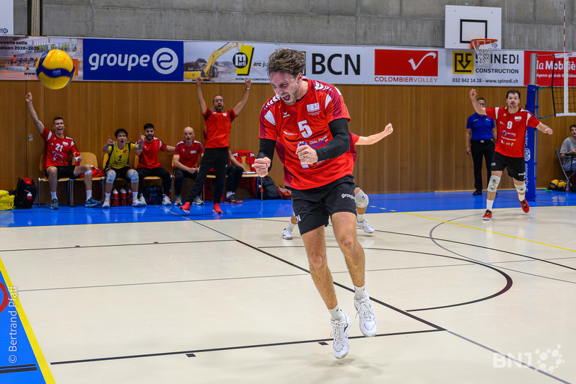 La joie de Mathias Montavon de Colombier Volley. (Photo archives : Bertrand Pfaff).