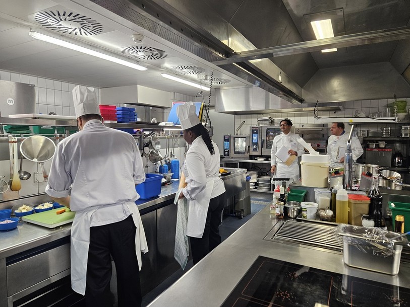Les apprentis ont travaillé sous le regard des membres du jury. 