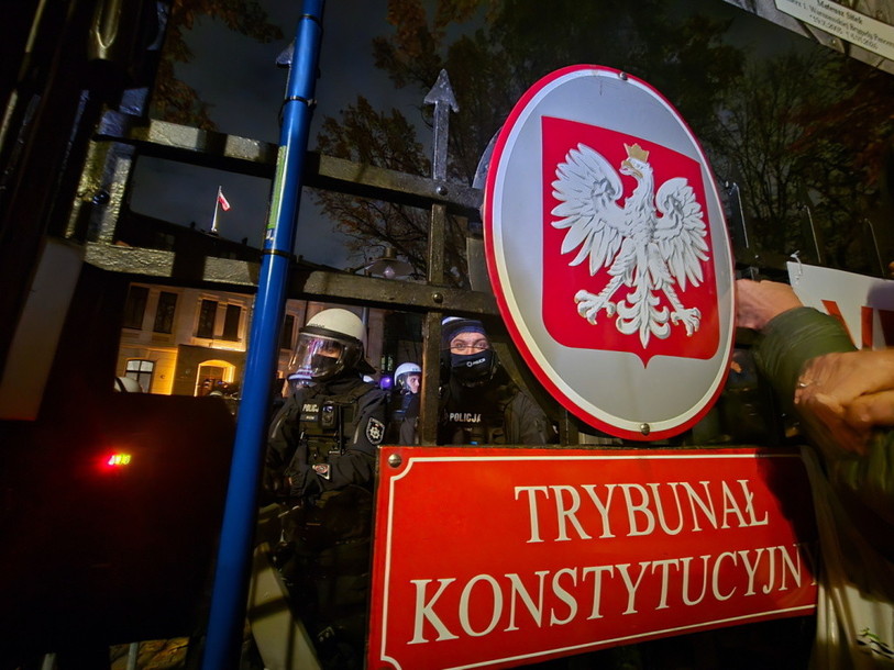 Photo: KEYSTONE/EPA/RADEK PIETRUSZKA