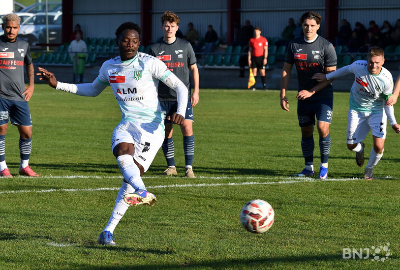 Seydou Kiendrebeogo s'est offert un doublé samedi avec le FC Courtételle. (Photo : Georges Henz)