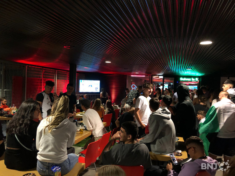 Les supporters étaient bel et bien présents pour regarder cette finale.
