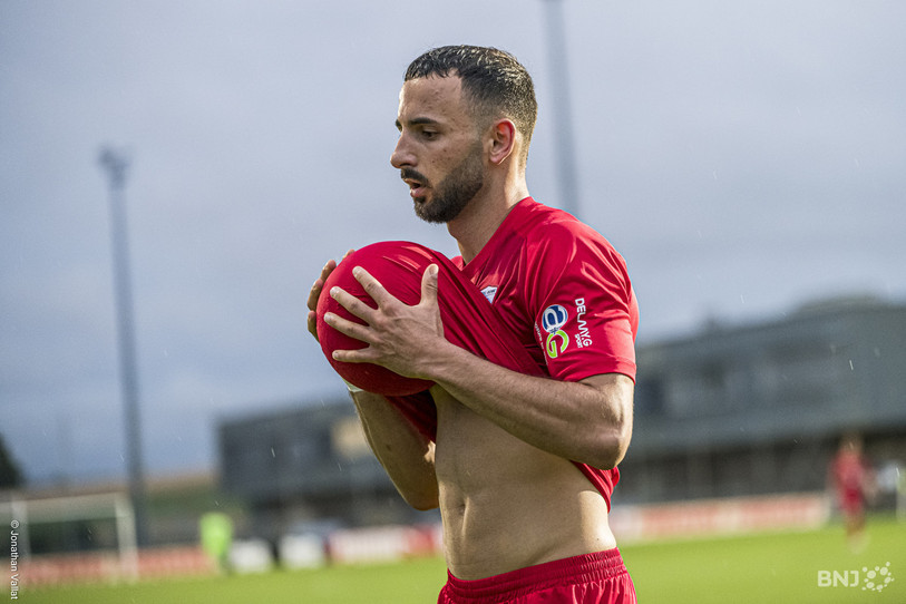 Adrian Fleury et le FC Bienne range les crampons pour la pause estivale. (Photo : archives/Jonathan Vallat).