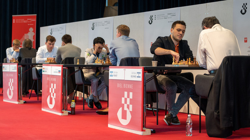 Le tournoi des Grands-Maîtres a lui débuté dimanche avec les parties rapides. Photo : Festival international d'échecs de Bienne 