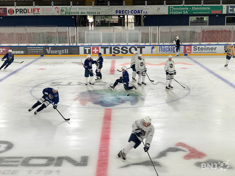 Les hockeyeurs chaux-de-fonniers ont retrouvé les joies de la glace.
