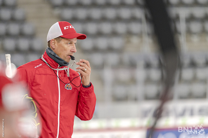 Antti Törmänen a repris sa place à la barre du HCB (photo : Jonathan Vallat).