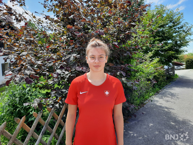 Jade Surdez va bientôt griffer la glace canadienne de l'académie de Kelowna.