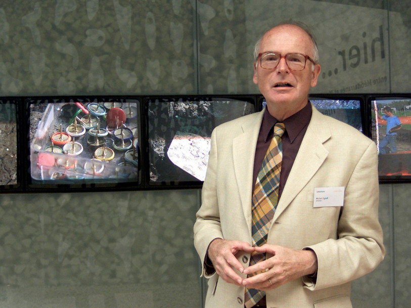 Michel Egloff, ici à la veille de l'inauguration officielle du Laténium en 2001, a dirigé le musée jusqu'en 2006.