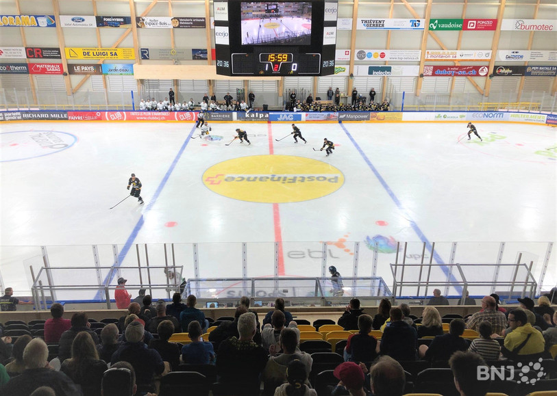 Le public a - enfin - pu découvrir la Raiffeisen Arena ce mardi soir. Et il a vu le HCA remporter son premier match de préparation.