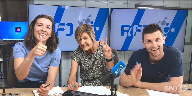 Stéphanie (au milieu) sera désormais accompagnée par Marceline ou Michel dans la Matinale, de 6h à 9h chaque jour de la semaine.