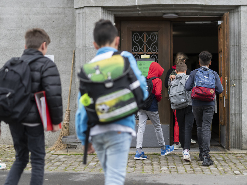 Le retour à l'école n'est pas le même pour tout le monde. (Photo : KEYSTONE / Alessandro della Valle).