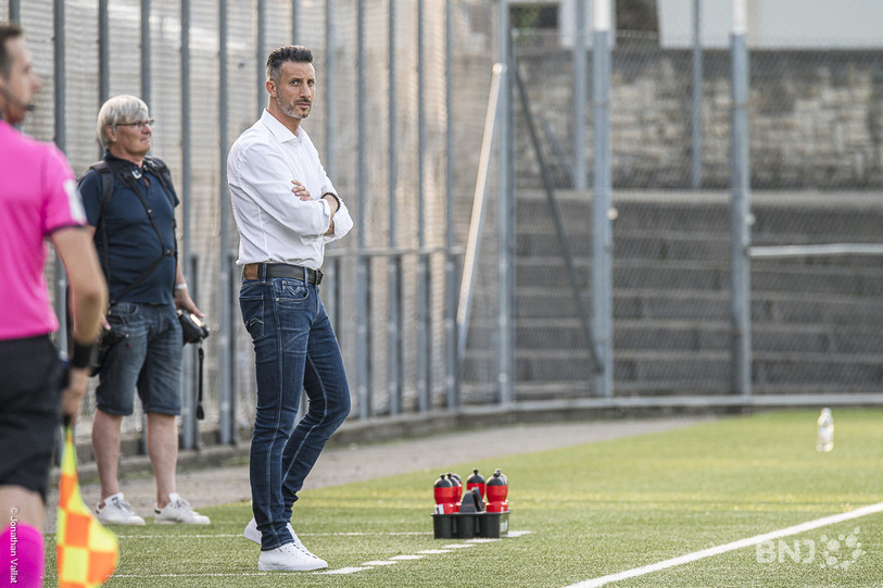 L'entraîneur du FC La Chaux-de-Fonds, Vincenzo Meo. (photo: archives)