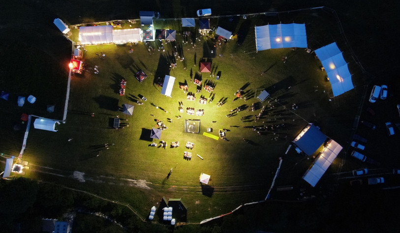 Festilab a réuni environ 800 personnes à Corcelles ce samedi 14 août (photo
: Arnaud Schrameck).