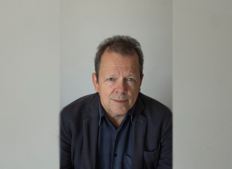 Bernard Comment, de Porrentruy, est récompensé pour l’ensemblede son oeuvre par le Grand Prix de littérature. (Photo : canton de Berne)