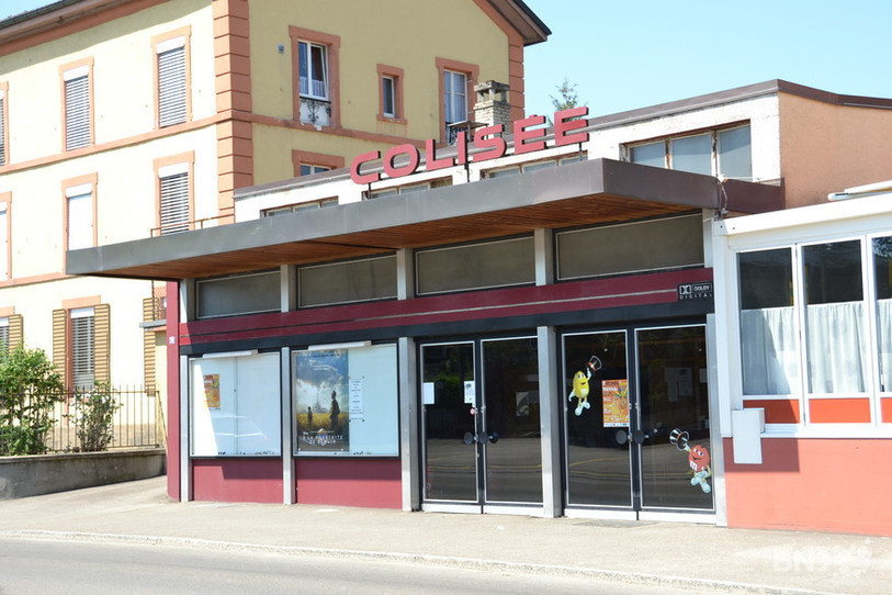 Le bâtiment qui abritait le cinéma le Colisée a été vendu aux enchères. (Photo: archives)
