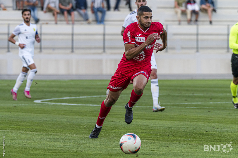 Karim Ghomrani va troquer le maillot du FC Bienne pour celui du FC Ajoie-Monterri. (Photo : archives Jonathan Vallat)