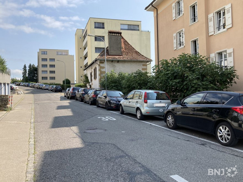 Les zones blanches appartiendront bientôt au passé à La Coudre, aux Portes-Rouges et à Monruz. Ici, la rue de Champréveyres.