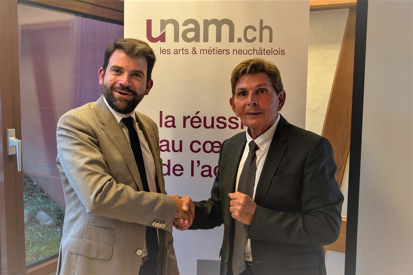 Damien Cottier, à gauche, succède à Jean-Claude Baudoin, à droite. (Photo: UNAM)