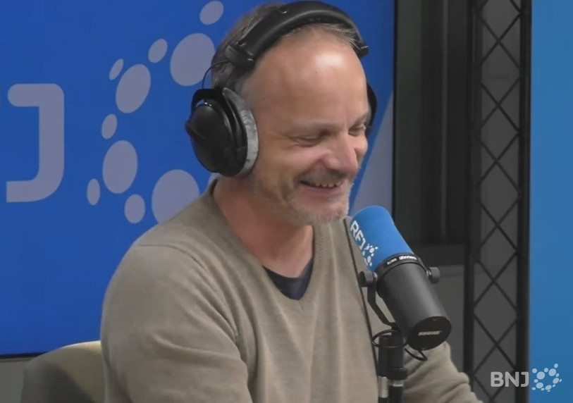 On est vendredi, on rigole avec L'autre revue de presse de Jérôme Mouttet.