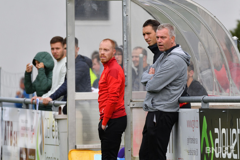 Steve Langel (à droite) et le FC Tavannes/Tramelan sont avant-derniers de la hiérarchie (photo : archives/Georges Henz).