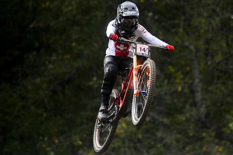 Emilie Siegenthaler (ici lors des championnats du monde de VTT à Val di Sole) a disputé mercredi l'avant-dernière course de sa carrière (photo : KEYSTONE/Gian Ehrenzeller).