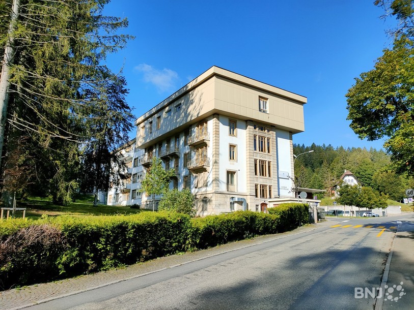 Le bâtiment historique de la Clinique Montbrillant, bientôt rénové pour accueillir un EMS moderne de 60 lits. (Photo : archives)