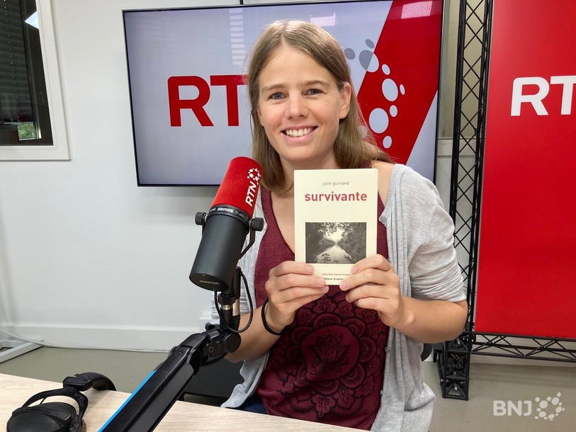 « Survivante » est le troisième ouvrage de Julie Guinand. 