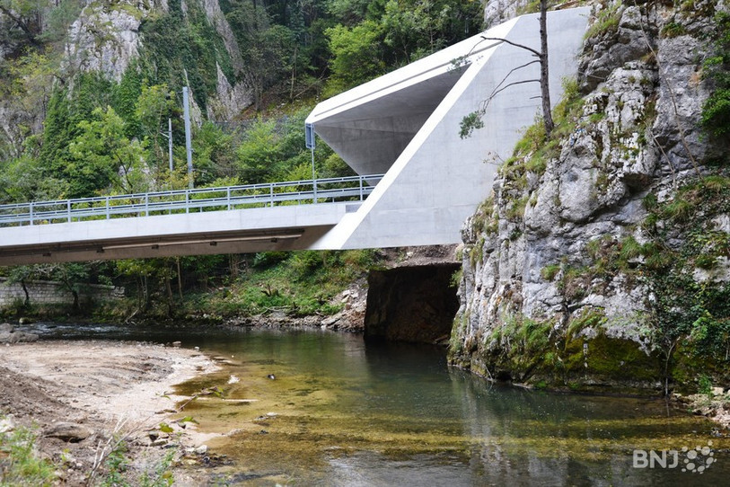 Le tunnel de la Roche Saint-Jean entre les cantons de Berne et du Jura a été réalisé par Infra Tunnel.