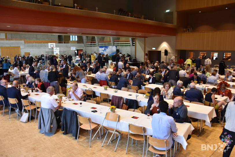Après la marche, l'apréo a eu lieu à la salle de la Marelle.