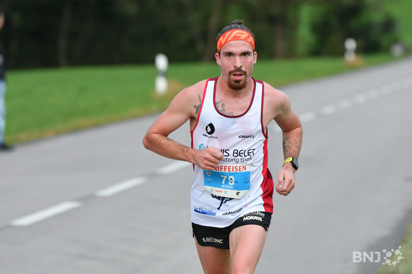 Personne n'a pu couru plus vite que Jérémy Hunt samedi sur les 10 Bornes de Courtelary. (photo : Georges Henz/archives).