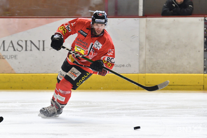 Le but de Matthias Von Dach n'a pas suffi pour le HC Franches-Montagnes samedi. (photo : archives Georges Henz)