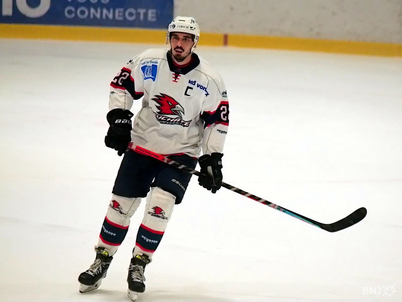 Tristan Buthey et le HC Uni ont décroché leur première victoire à l'extérieur de la saison à Sion.