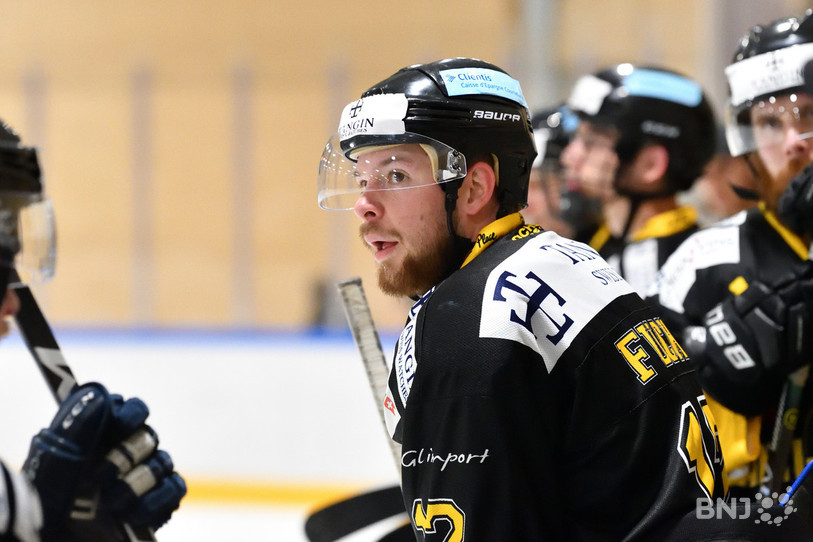 Robin Fuchs et le HC St-Imier ont deux semaines et demi pour préparer leur demi-finale (photo : Georges Henz).