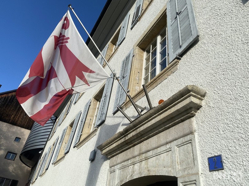 Le Gouvernement jurassien a mandaté trois experts externes pour l'aider à trouver des économies supplémentaires. (Photo : archives)