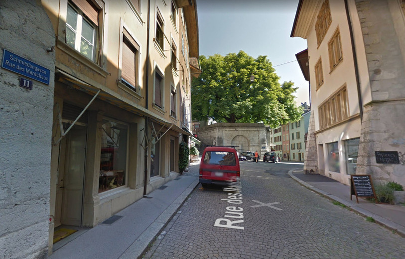 Les luminaires de la rue des Maréchaux vont être changés à Bienne. (Photo : Google Street View Date de l’image : août 2013 ©2021Google)
