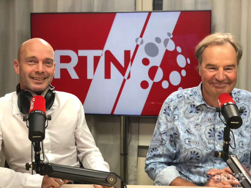 De gauche à droite : Ambroise Jolidon, responsable d'antenne à La Première, Jean-Luc Lehmann, chef de projet de l'opération « Tout est possible », étaient invités de La Matinale mercredi.