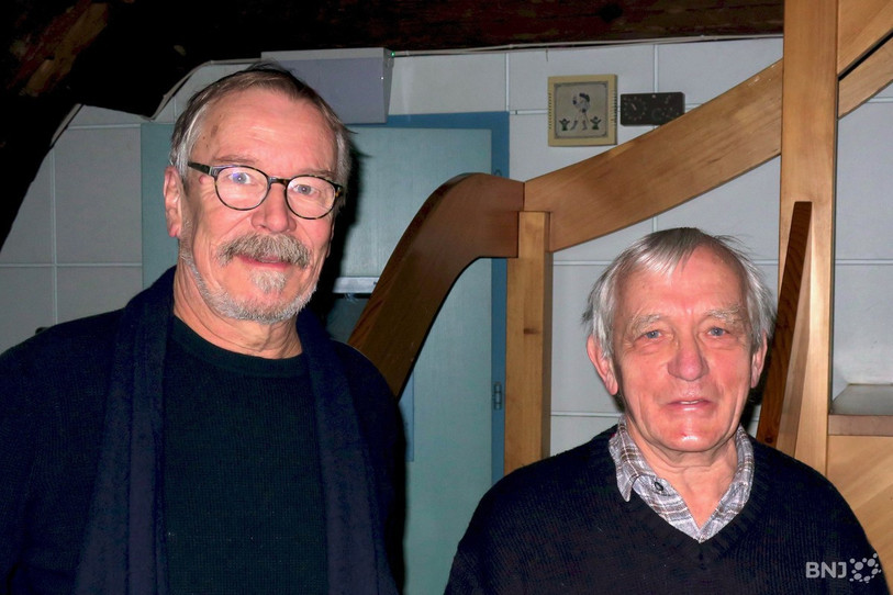 Jean-Luc Baierlé (à gauche), était venu en 2018 dans les studios de RFJ pour parler de la Fondation SEMRA Plus avec un autre membre de l'organisation, François Laville (à droite). 