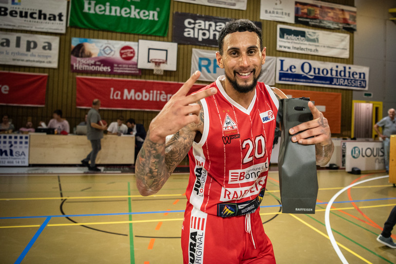 L'Américain Brent Jackson a vécu son premier match officiel dans le Chaudron (photo : Stéphane Bée).
