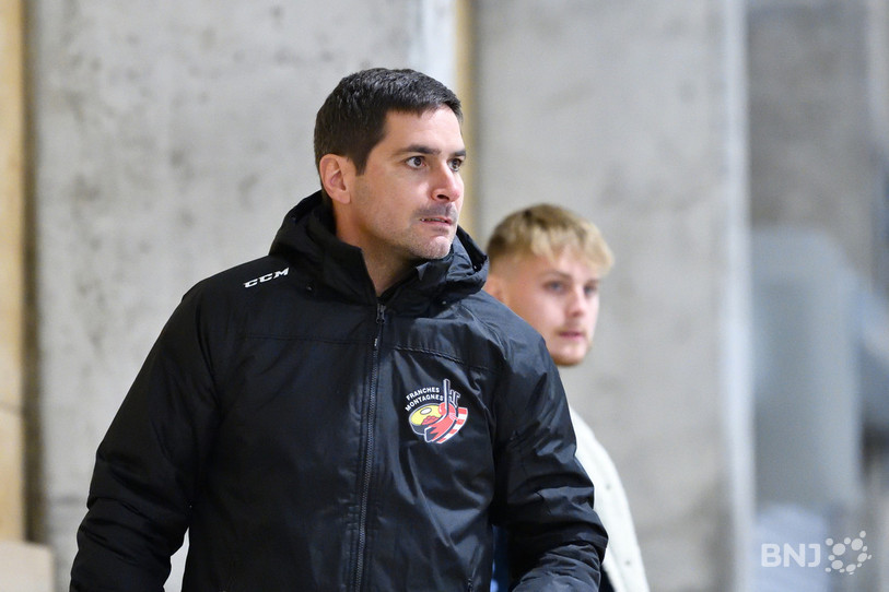 Michael Neininger va quitter le banc de la réserve du HC Franches-Montagnes pour rejoindre celui de l'équipe de 1re ligue. (photo archives : Georges Henz).